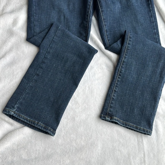 Levi's Women's Straight Leg Jeans - Dark Blue - Picture 2 of 5